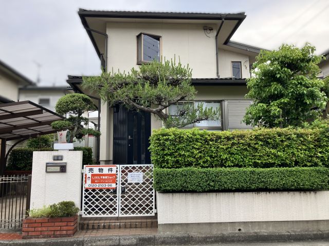 石守中古戸建外観正面