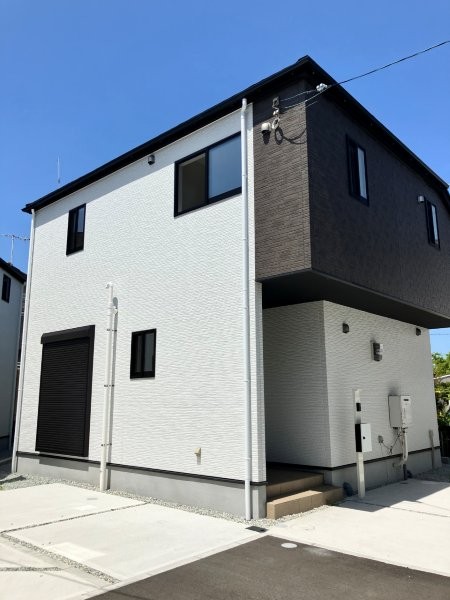 南野添２丁目新築戸建て外観