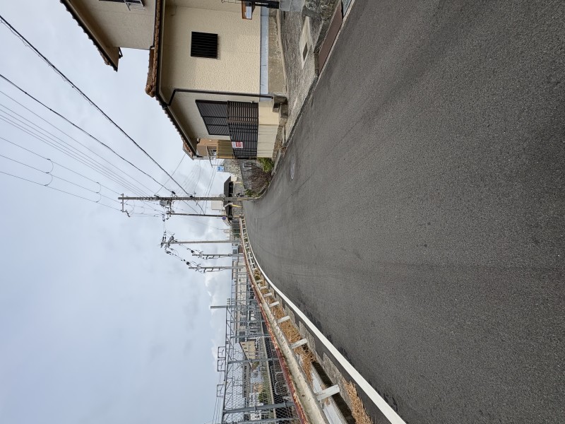 魚住町錦が丘売土地前面道路