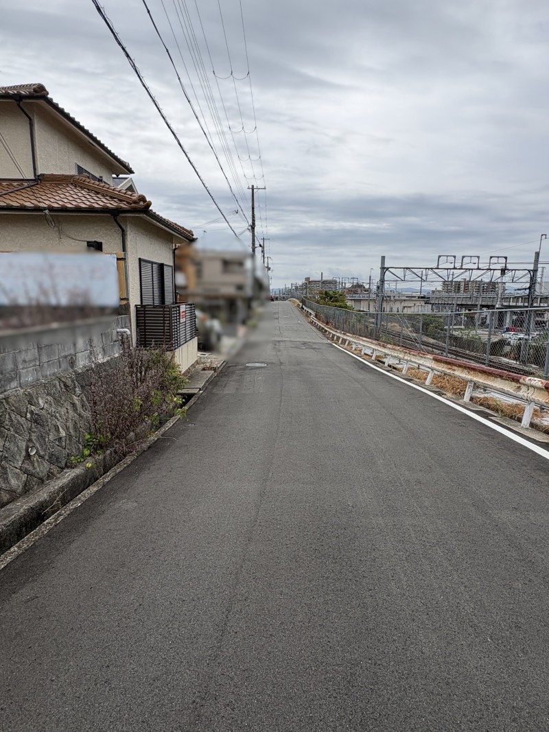 明石市魚住町売土地前面道路