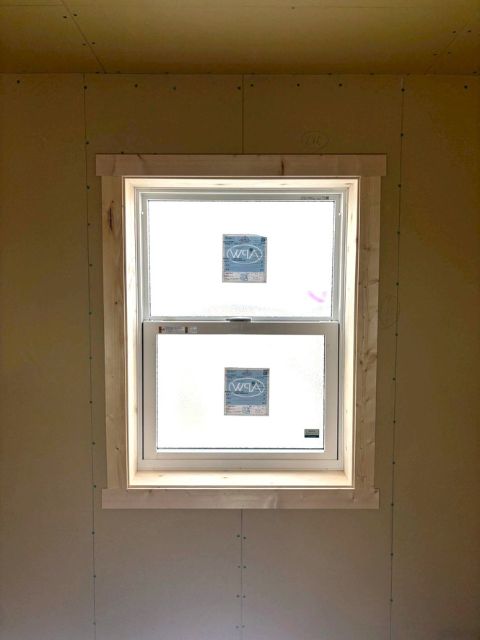 窓枠ケーシング施工