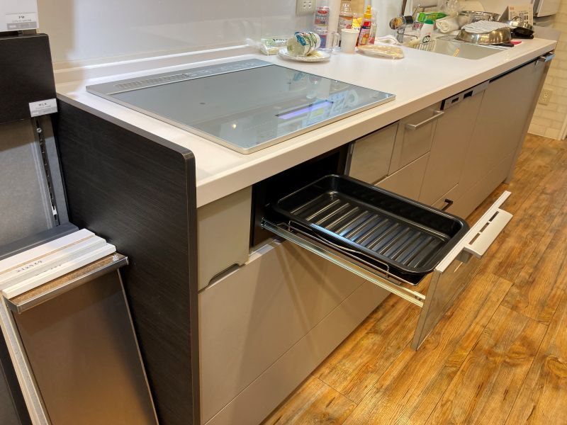 綺麗が続く設計のグリル