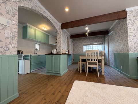 ローラーアシュレイの家具