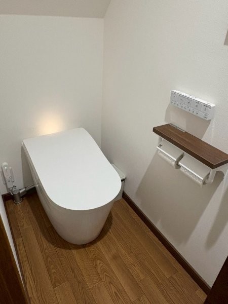 リフォーム後トイレ便器