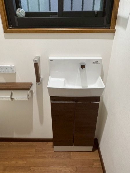 トイレ手洗い